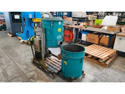 CMF 7057 Industriestaubsauger – RESALE