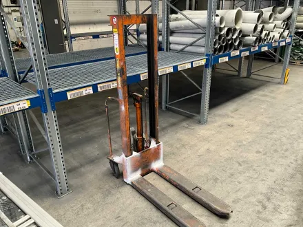 Kaiser + kraft FEG 1016 Stacker – RESALE