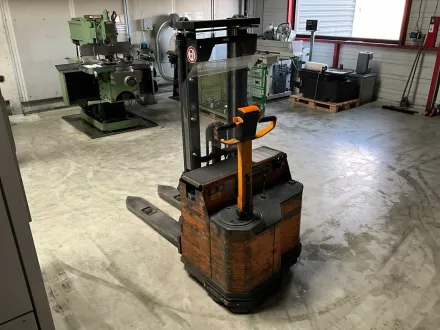 Wagner EGV 1250 Stacker – RESALE