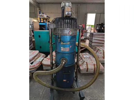 RIBO VS3 179 Industriestaubsauger – RESALE