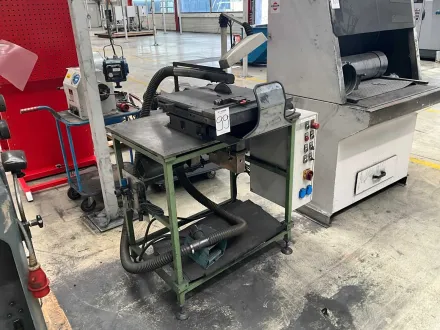 Schneidemaschine – RESALE