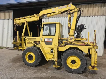 Mercedes-Benz MB Trac-800 Traktor – RESALE