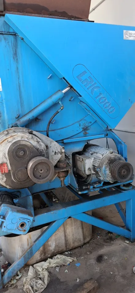 Untha LR1000 Shredders – RESALE
