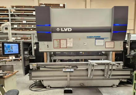 Lvd PPEB 135/30 Easy-Form Abkantpresse – RESALE