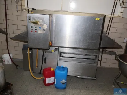Kistenwaschmaschine Einlass Breite 60 cm – RESALE