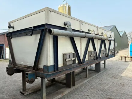 Fischtransportbehälter mit Hakenlift – RESALE