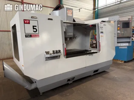 Haas VF5-HE Vertikales Bearbeitungszentrum – RESALE