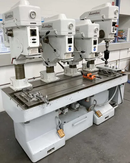 Gillardon R25 Reihenbohrmaschine – RESALE
