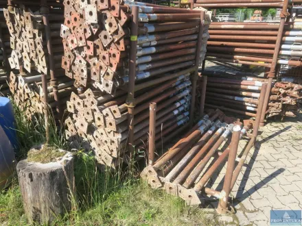 Baustützen Stahl Inhalt 3 Barellen – RESALE