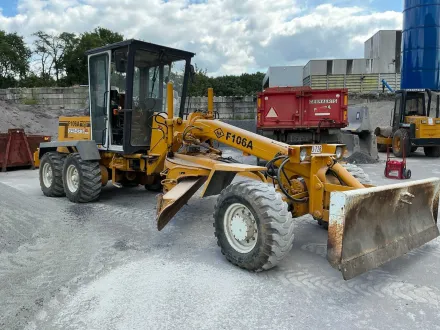 1990 O&K F106A Grader – RESALE