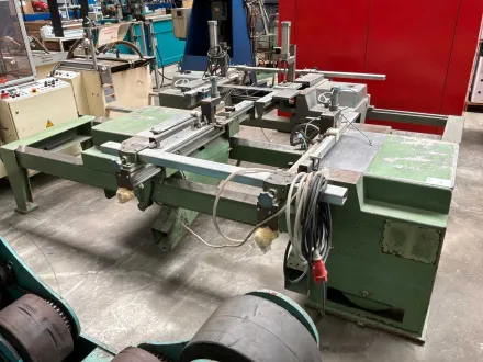 Automatische Profilsäge mit pneumatischer Klemmung – RESALE