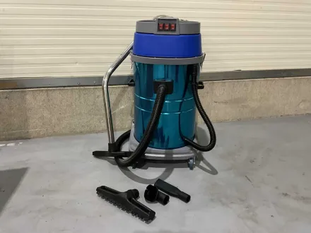 UMT - 2026 - 80 Liter - Nass-/Trocken-Industriestaubsauger – RESALE