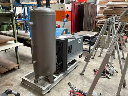 Atlas-Copco LE 7 Superpack Schraubenkompressor – RESALE