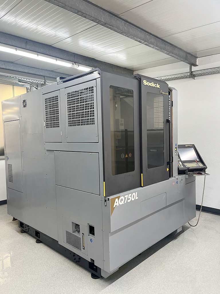 Sodick AQ750L CNC Drahterodiermaschine