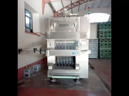 Bodini Nexus Benutzte eine Flaschenwaschmaschine bis zu 3000 bph – RESALE