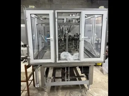 Poggio Gebrauchte Spülmaschine für Glasflaschen 6000 – RESALE