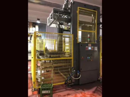 Tmg VEGA 60 Automatischer Entpalettisierer 5000 BPH verwendet – RESALE