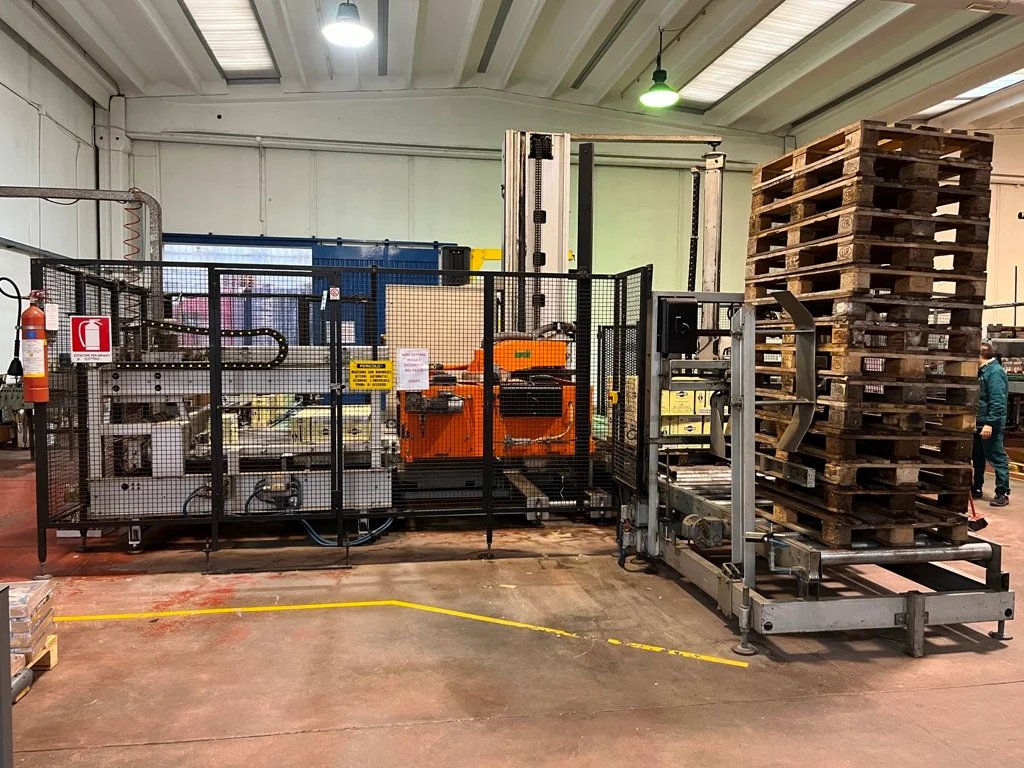 Berchi MODULO - RPT F/L Używany paletizator MODULO RPT FL - 10000 BPH