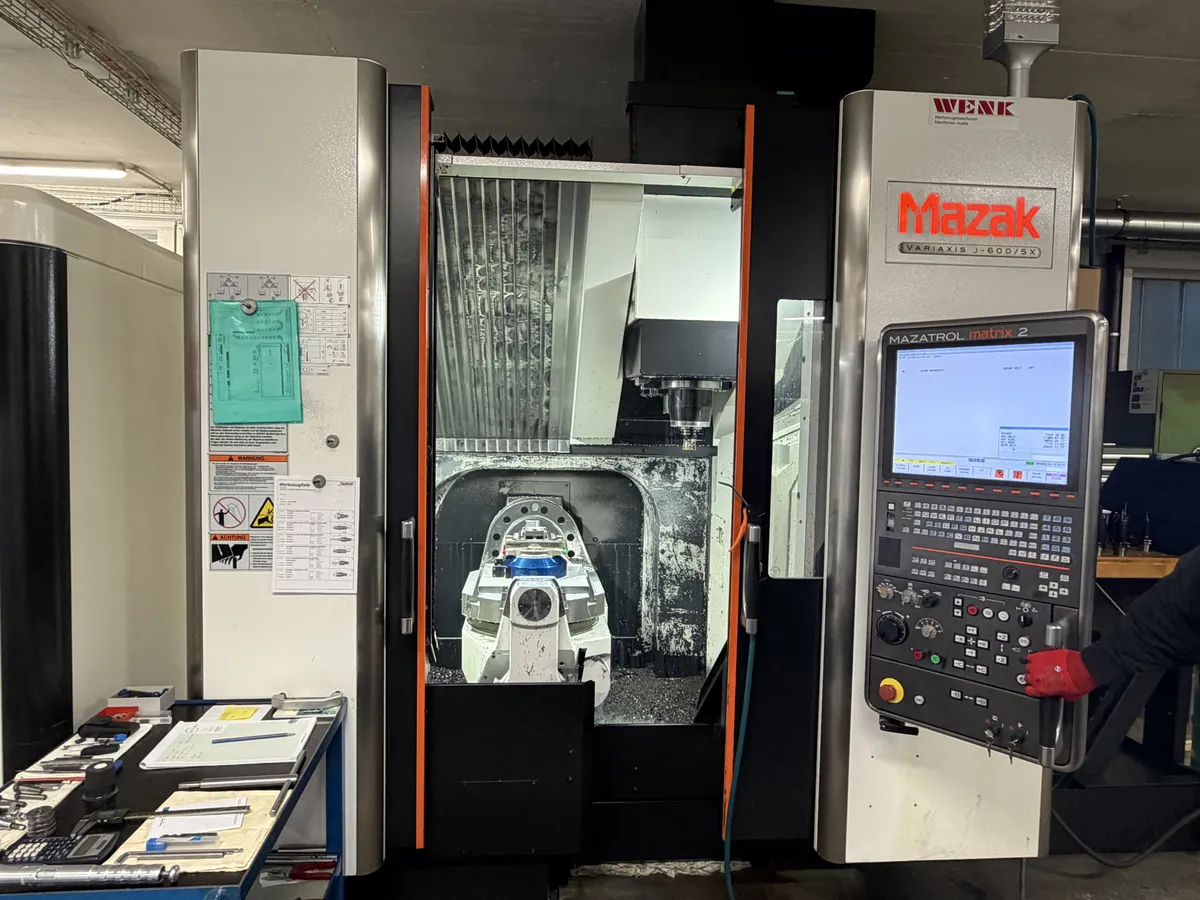 MAZAK VARIAXIS J600-5X