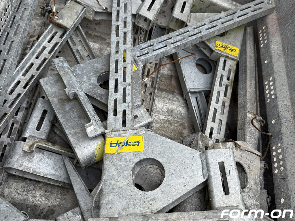 Doka Seitenschutz XP | dein Zubehör-Upgrade wartet Arbeits- und Sicherheitssystem