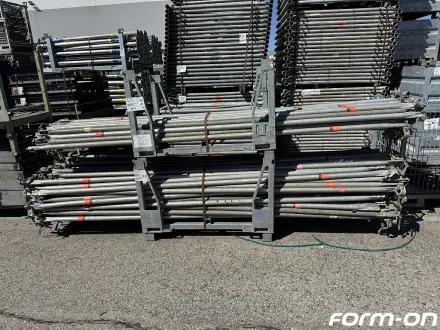 Layher Blitz GerÃ¼stpaket 840 mÂ² kaufen â€“ seltene Mark RahmengerÃ¼st – RESALE