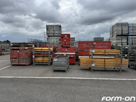 Peri DOMINO Wandschalung kaufen – rund 64 m² Gesamtp Wandschalung – RESALE