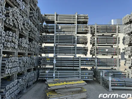 Doka DeckenstÃ¼tze Eurex 20 550 â€“ 5,50 m SchalungsstÃ DeckenstÃ¼tze – RESALE