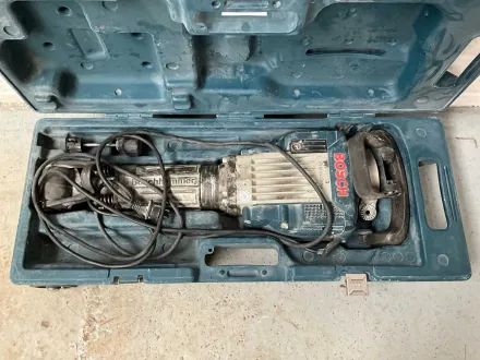 2017 Bosch GSH 16 Stemmhammer – RESALE