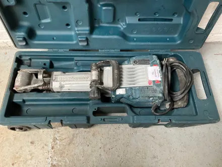 2021 Bosch GSH 16 Stemmhammer – RESALE