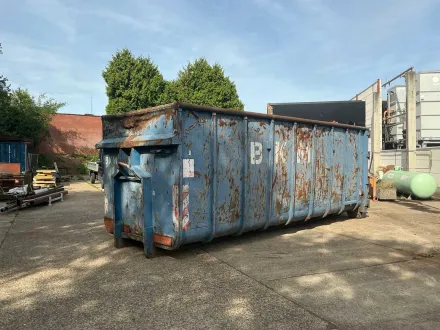 Entsorgungsbehälter 35 m² – RESALE