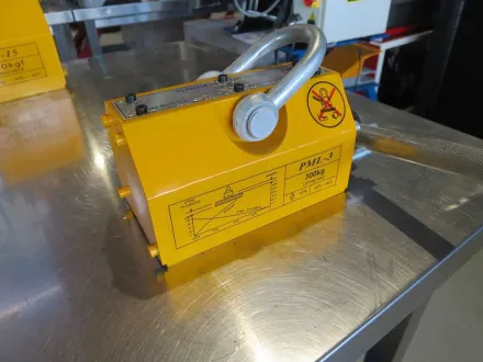 MAGNET 300 Lasthebemagnet – RESALE