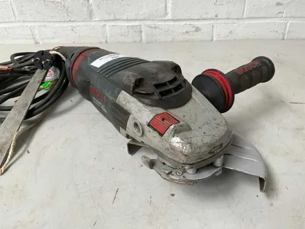 2015 Bosch GWS 22-180 LVI Winkelschleifer – RESALE