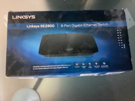 Linksys SE2800 8–Port Gigabit Ethernet Switch – RESALE