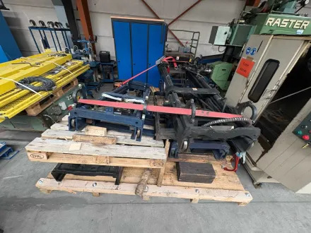 Posten Komatsu/Mitsubishi Stapler-Anbaugeräte – Doppelpalettenklammern – RESALE
