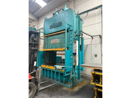 MÜLLER-WEINGARTEN AG – 500-Tonnen-Hydraulikpresse – 1971 – RESALE