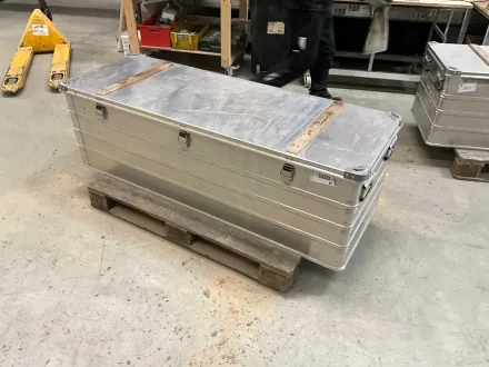 Zarges Alu-Transportkiste original 1600 x 600 x 500 // NP 1200 EUR // auf Palette – RESALE