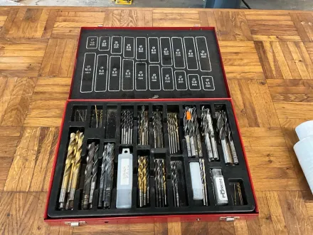 Bohrerkassette HSS und Holzbohrer 1-10mm verschiedene Mengen – RESALE