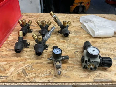 Schneider Druckminderer Werkstattverteilung Druckluft und Wandverteiler – RESALE