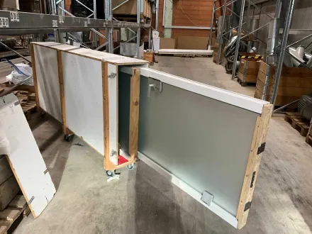 2x Glastüre inklusive Drückergarnitur in Block-Zarge (2,25 m hoch 0,96 breit) in Holzkiste – RESALE