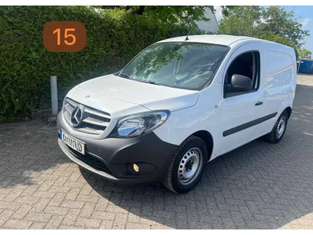 Mercedes-Benz – Van – Lkw – 2020 – RESALE