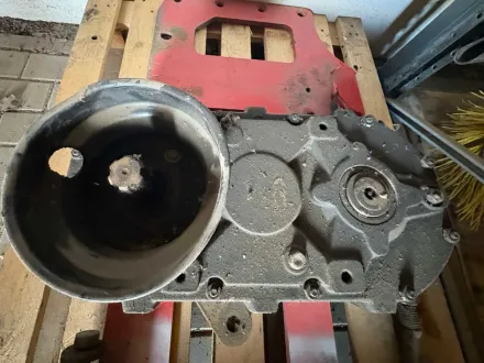 vermutlich Steyr Traktor Verlagerungsgetriebe / Winkelgetriebe – RESALE