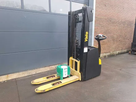 Yale - 2022 - MS16 - 4,43M Triplex, Free-Lift - Stacker – RESALE