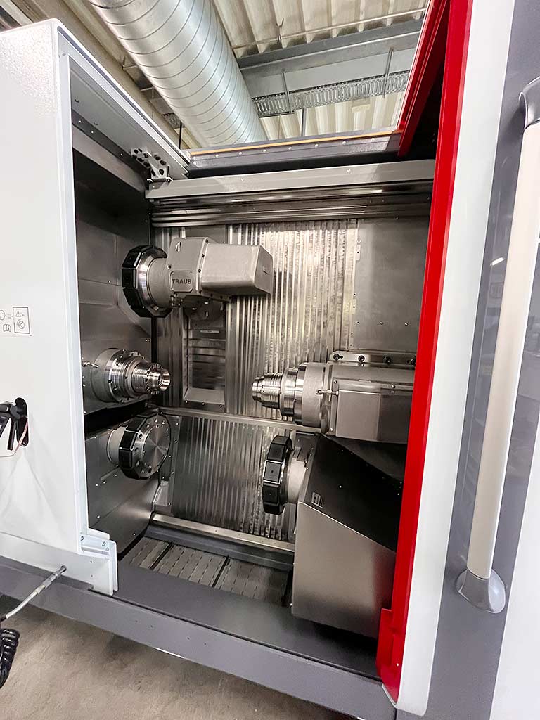 Traub TNX 200 CNC Dreh- und Fräszentrum