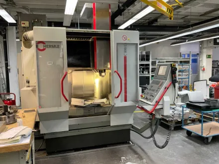 HERMLE - C 800 U - 2000 - CNC Universal-Bearbeitungszentren – RESALE