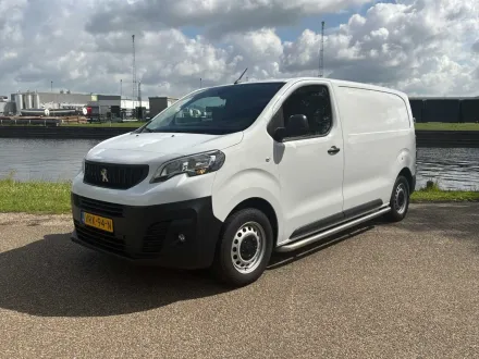 2022 Peugeot Expert 2.0 BlueHDI Prem Nutzfahrzeug – RESALE