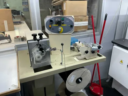 2008 BAF 410 Maschine zum Zuführen und Schneiden von Material aus Spulen – RESALE