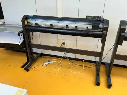 GRAPHTEC FC8600-100 Professioneller Schneideplotter – RESALE