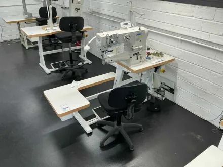 2021 JUKI LS-2342 Nähmaschine – RESALE