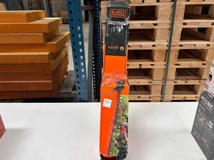 Black+Decker elektrische Heckenschere BEHT201-QS – RESALE
