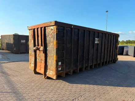 Auslass-Hakenlift / Kabelbehälter 40m³ – RESALE